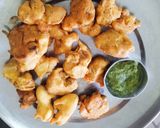 आलू, प्याज के भजिये और हरी चटनी रेसिपी चरण 2 फोटो