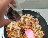 Foto langkah ke 3 dari resep Nasi Goreng Kecap.