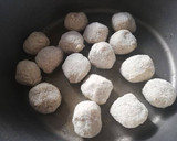 Foto del paso 1 de la receta: Albóndigas de choco y gambas 🦑🦐