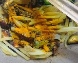 উচ্ছে আলু ভাজা(uche aloo vaza recipe in bengali) রেসিপির ধাপ 2 ছবি