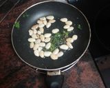 Foto del paso 3 de la receta: Sopa de pescado y marisco con arroz
