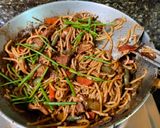 কলকাতা স্টাইলে চিকেন চাউমিন (kolkata style chicken chow mein recipe in bengali) রেসিপির ধাপ 8 ছবি