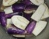 Foto langkah ke 1 dari resep Sambal terong tahu.