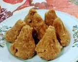 A picture of step 4 of Atta Modak / Wheat Flour Modak.