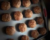 A picture of step 2 of Spaghetti and Meatballs.