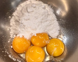Foto del paso 5 de la receta: Tarta de peras y pepitas de chocolate