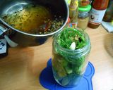 รูปขั้นตอนการทำที่ 11 ของ แตงกวาดอง (เปรี้ยวน้อย) - Half Sour Dill Pickles