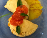 Foto del paso 6 de la receta: Calzone ripieno di pepperoni e fromaggio al forno/ Pizza rellena