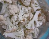 Foto langkah ke 1 dari resep Kembang Kol Goreng Tepung.