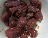 Hình bước làm 2 của món Bò xào rau củ cay