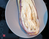Foto del paso 2 de la receta: Rollitos de berenjena relleno de jamón y queso