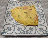 Foto del paso 1 de la receta: Tortilla de judías verdes y zanahorias con cebolla frita