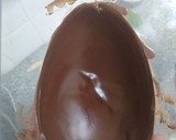 Foto del paso 3 de la receta: Huevos de Pascuas rellenos con chocotorta