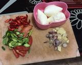 Foto langkah ke 1 dari resep Tumis putih telor.