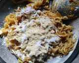 A picture of step 5 of Maggi cheese balls.