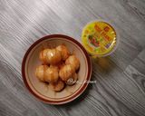 Foto langkah ke 6 dari resep Bola-bola Singkong Topping Sirup Gula Aren.