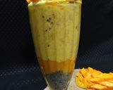 राॅयल मॅंगो मस्तानी फालूदा (mango mastani falooda recipe in marathi) रेसिपी स्टेप 4 फोटो
