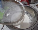 Foto langkah ke 3 dari resep Cup Cake Polos, Lembut banget.