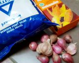 Foto langkah ke 1 dari resep Bakwan isi Labu Siam & Wortel.