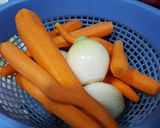 Foto del paso 1 de la receta Muslos de pollo con verduritas!!🍗🥔🥕