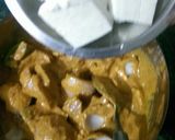 A picture of step 3 of Schezwan paneer tikka masala.