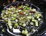 Foto del paso 2 de la receta Gulas con ajos frescos