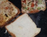 A picture of step 7 of Tawa bread pizza.