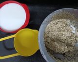 A picture of step 1 of Quinoa Halwa.
