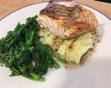 Foto del paso 4 de la receta Cena rápida - Salmón al horno sobre puré de boniato con bimi
