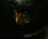 A picture of step 3 of Rajasthani Besan Kadhi.