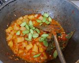 Foto langkah ke 3 dari resep Balado Bihun, Kentang & Pete.