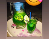 A picture of step 1 of Cucumber mock tail.