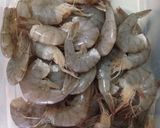 Foto langkah ke 1 dari resep Udang Saus Telur Asin.