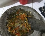 Foto langkah ke 4 dari resep Sambal bawang Bu Rudi khas Surabaya.
