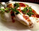 A picture of step 8 of Dahi bhalla.