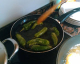 Foto del paso 5 de la receta: Pimientitos de padrón