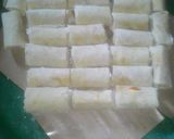 Foto langkah ke 4 dari resep Lumpia / Risol Goreng Isi Bihun.