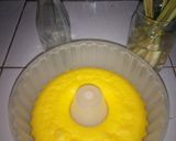 Foto langkah ke 4 dari resep Bolu nutrisari kukus.