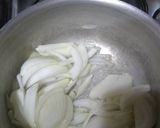Foto del paso 5 de la receta: Pizza de sémolin con cebolla caramelizada. 🍻🍕