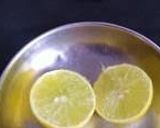 A picture of step 1 of Lemon khas sharbat.