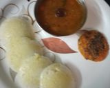 A picture of step 5 of Idli sambar red chutney.