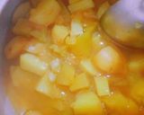 A picture of step 2 of Club Kachori.