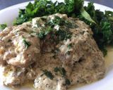 Tejszínes, gombás csirke felsőcomb (ketogén) recept fázis 7 fotója