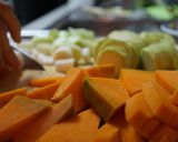 Foto del paso 1 de la receta Cena ligera de crema de verduras con brócoli salteado y arroz 🥦