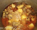 A picture of step 9 of Shaljam gosht.