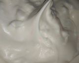 Foto langkah ke 3 dari resep Strawberry chiffon cake.