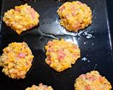 Foto del paso 4 de la receta: Mini tortillas de papas de paquete y tomate