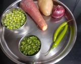A picture of step 1 of Matar Pulao with Tomato Spicy soup.