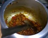 A picture of step 3 of Kaddu lafda.