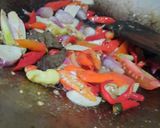 Foto langkah ke 4 dari resep Kulit sapi tumis pedas.